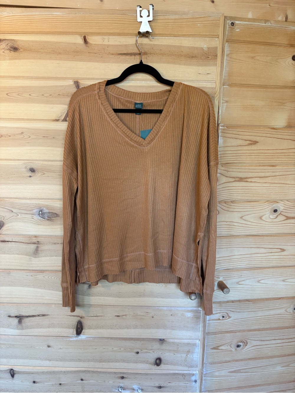 Wild Fable V-Neck Thin Sweater in Camel